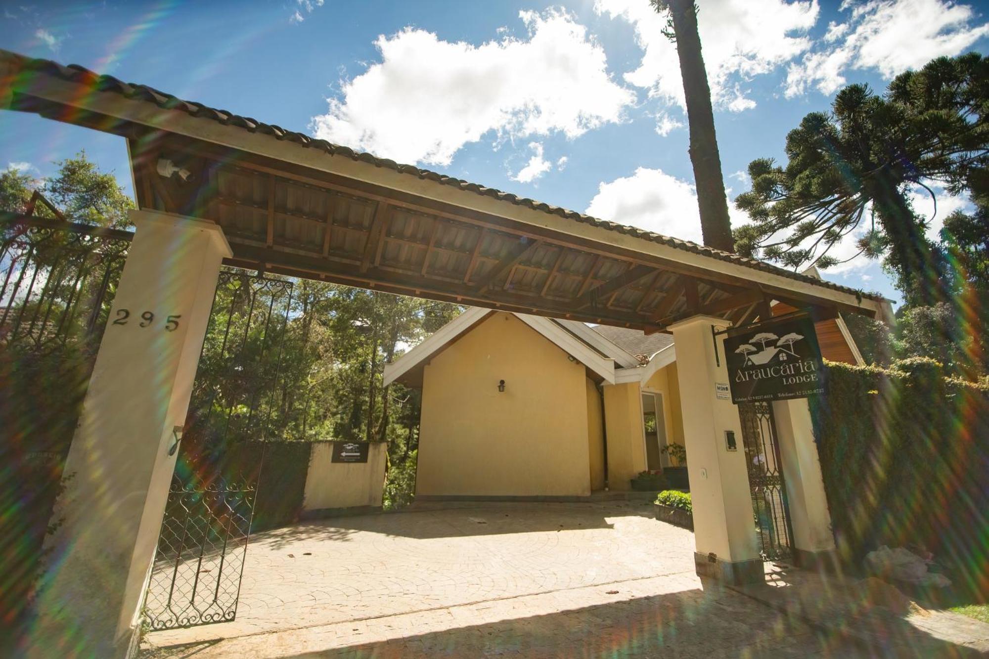 Campos do Jordão Araucaria Lodge מראה חיצוני תמונה